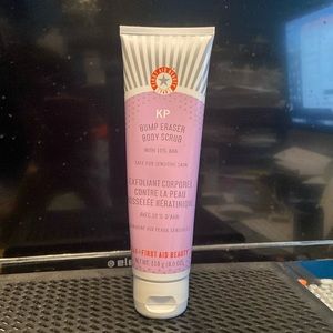 First Aid Beauty | KP Bump Eraser Body Scrub 4 oz